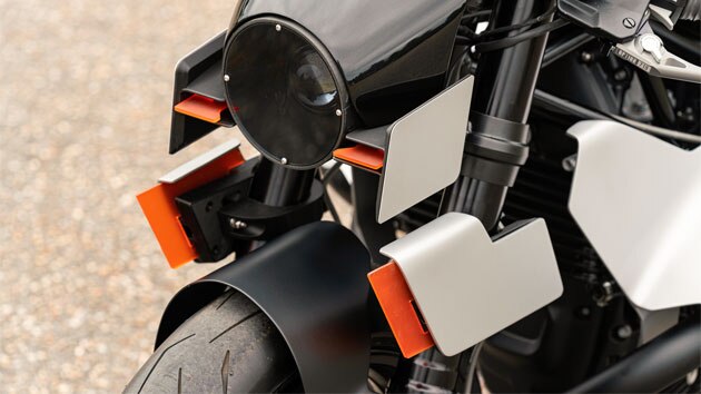Markant und unverwechselbar: die Front des Bikes