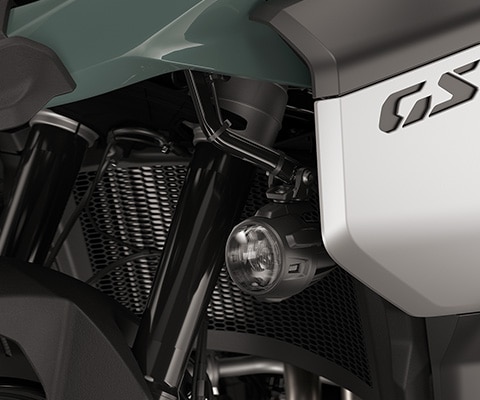 Die Zusatzscheinwerfer der F 900 GS Adventure von BMW Motorrad