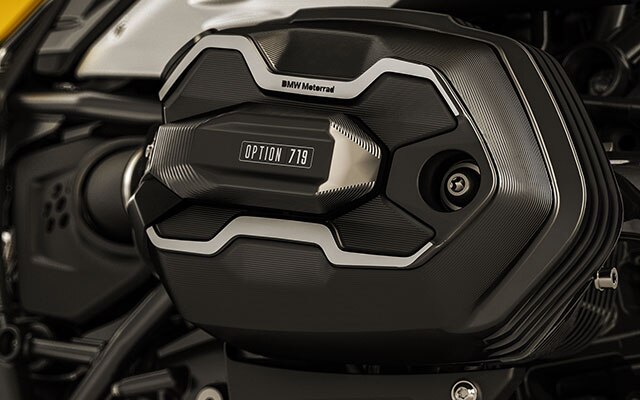 Wir sehen die Zylinderkopfhaube der R nineT Urban G/S.