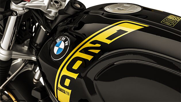 Wir sehen den Schriftzug 1200 cc auf dem Tank der R nineT Urban G/S.