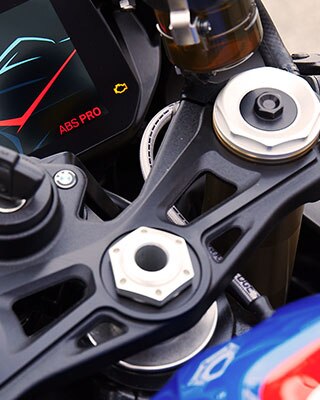 BMW RR neues DDC (Dynamic Damping Control)