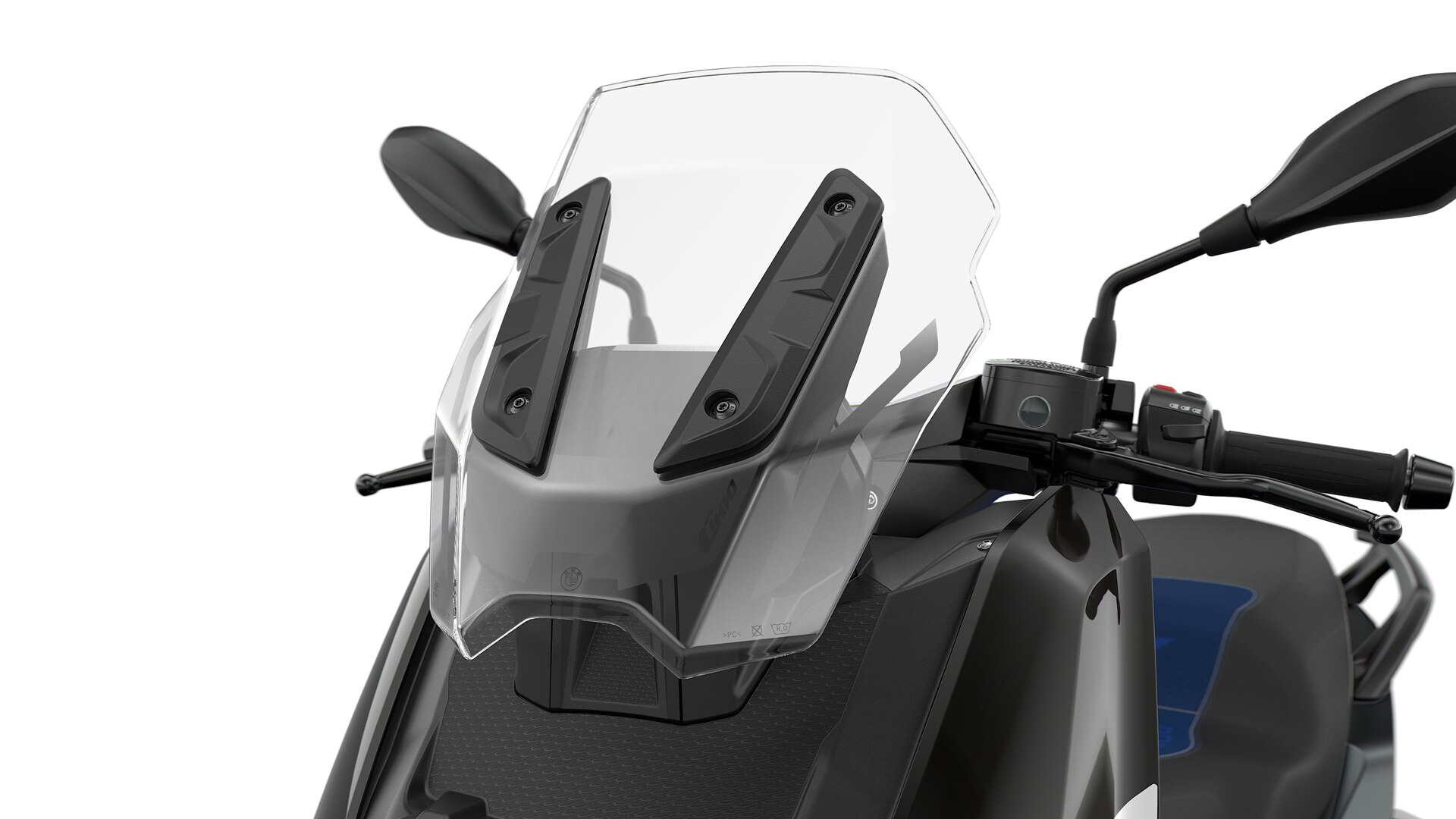 Wir sehen das Windschild des C 400 X.