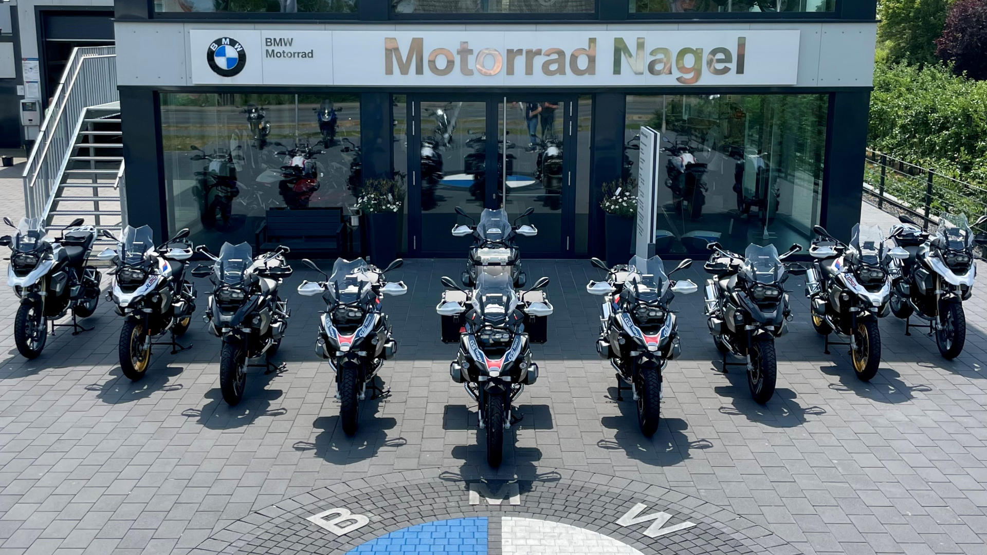 Home | BMW Motorrad
